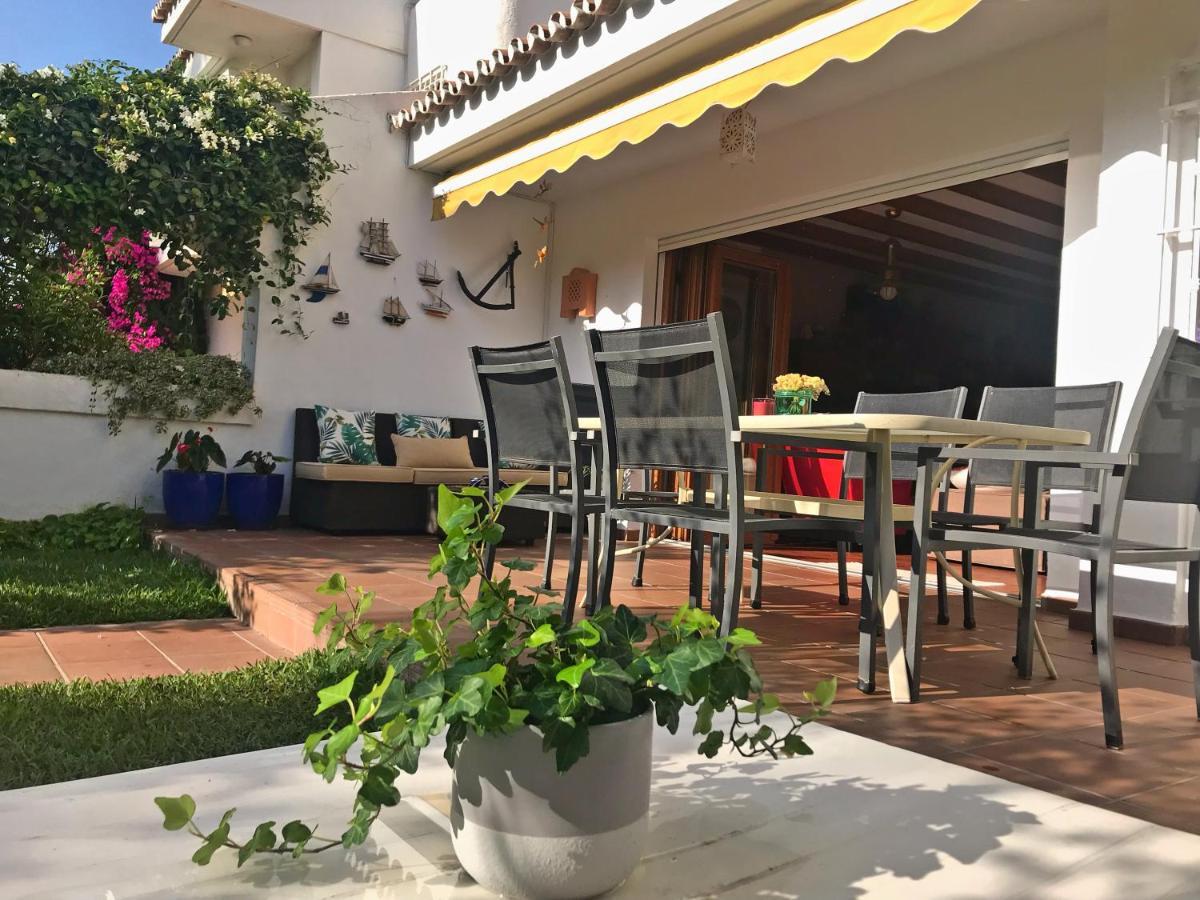 Beachfront Oasis In Costa Del Sol. Caleta De Velez Ngoại thất bức ảnh